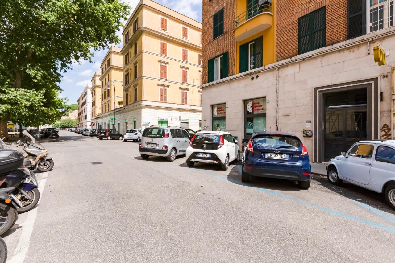 Appartamenti Con Vista Piazza Testaccio Roma Exterior foto