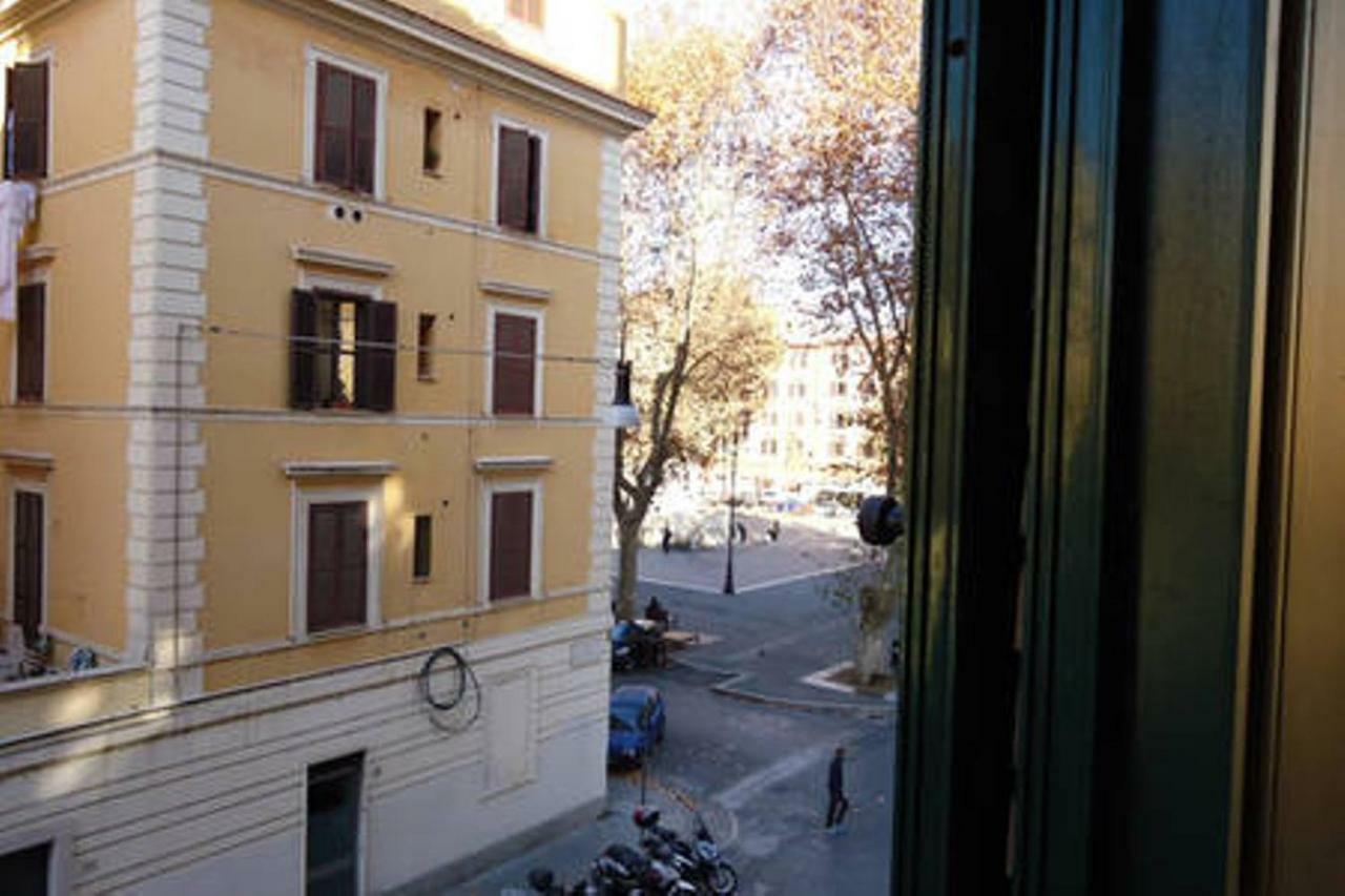 Appartamenti Con Vista Piazza Testaccio Roma Exterior foto