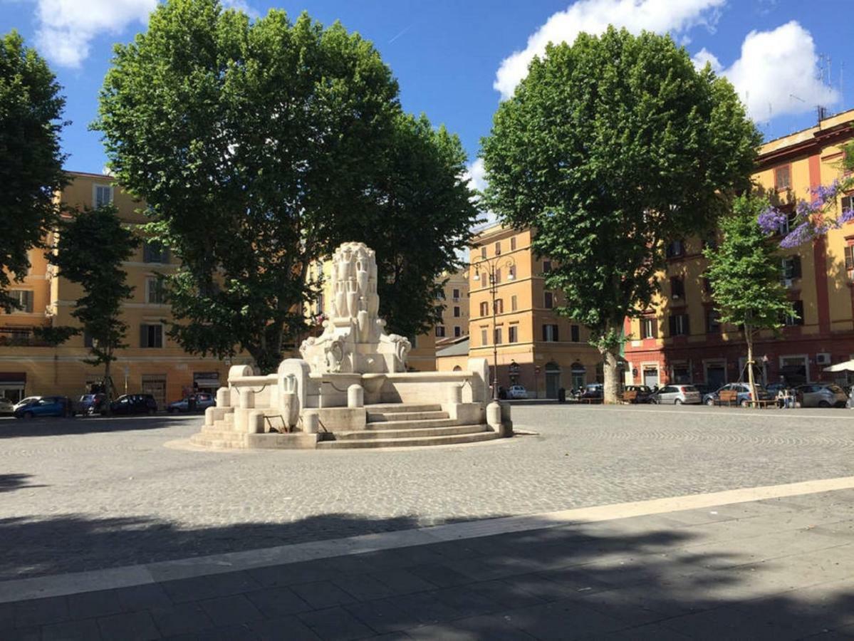 Appartamenti Con Vista Piazza Testaccio Roma Exterior foto